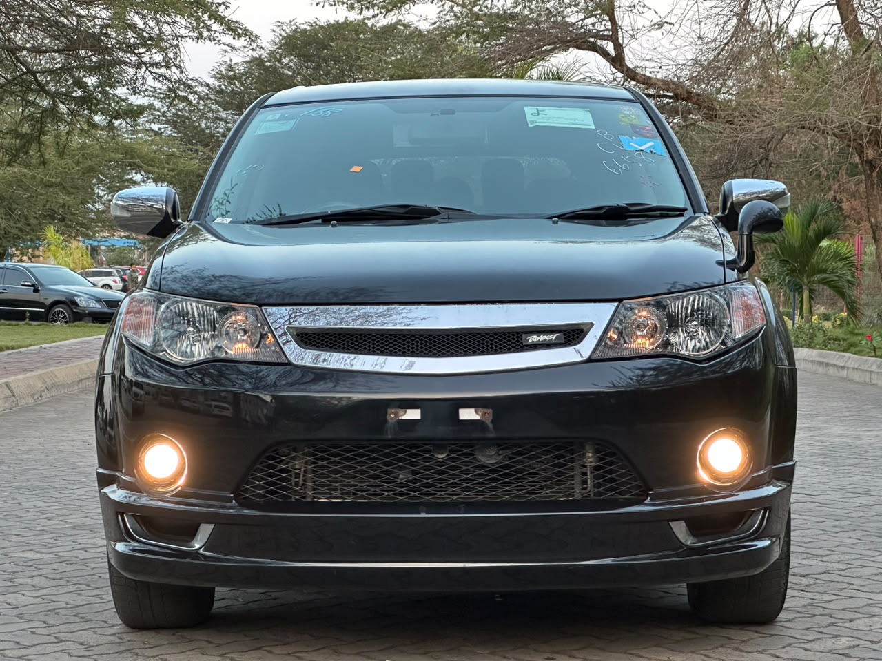 MITSUBISH OUTLANDER